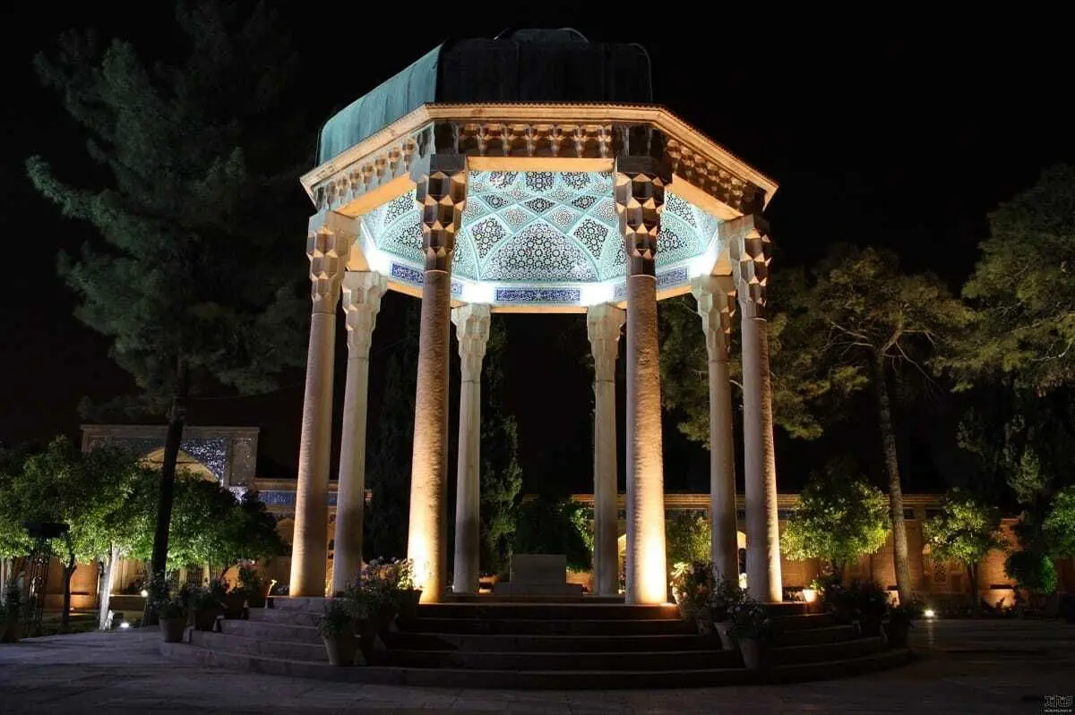 تفال به حافظ امروز پنجشنبه ۱۲ آبان ماه ۱۴۰۱