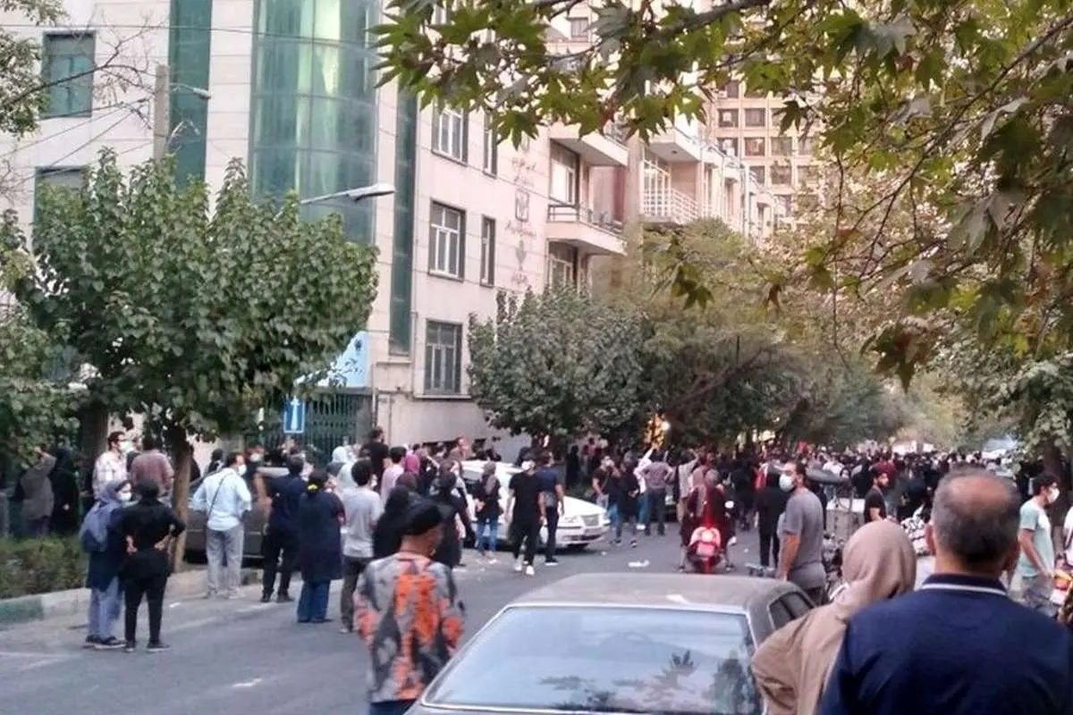 اینهایی که در اعتراضات حضور داشتند چه کسانی بودند؟