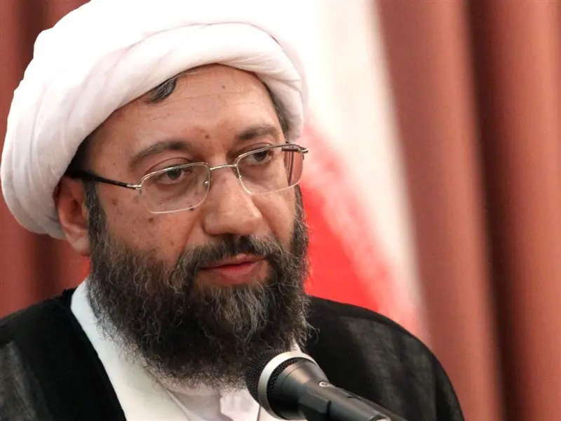 برخی کارمندان دولت، میلیاردها پول به جیب زده‌اند