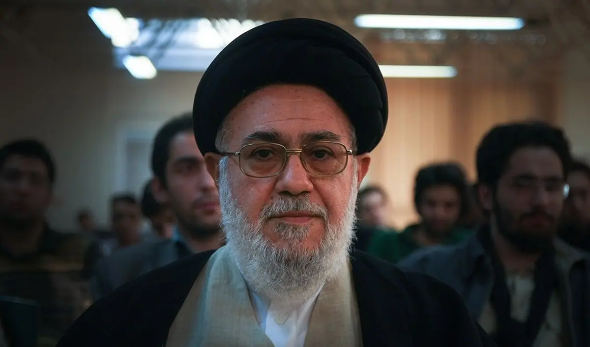 موسوی خویینی‌ها در زمان اشغال سفارت آمریکا، امام را دور زده بود؟