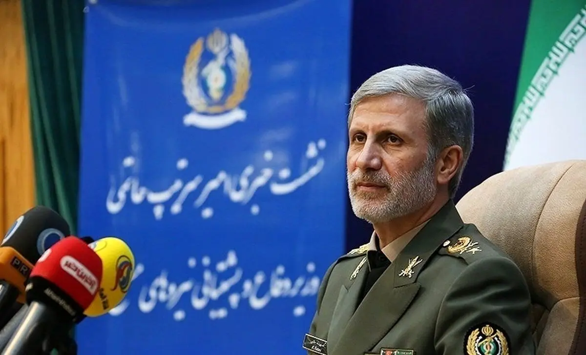 امیر حاتمی: ایران تنها کشوری است که امنیت خود را اجاره نکرده است