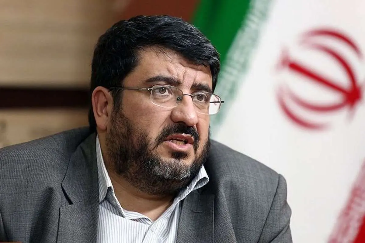 (ویدئو) ادعای عجیب کارشناس صداوسیما درباره مشروب خوردن دانشجویان معترض