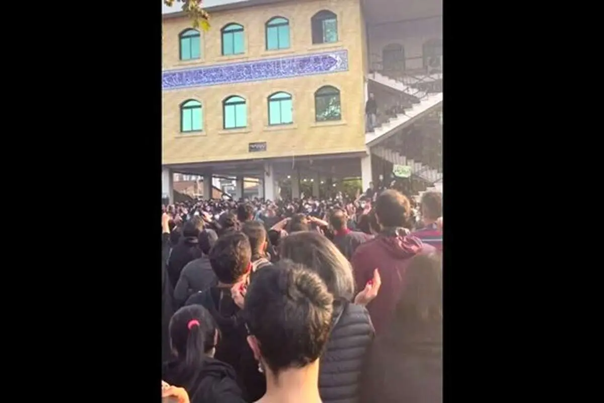تنش در مراسم چهلم غزاله چلاوی