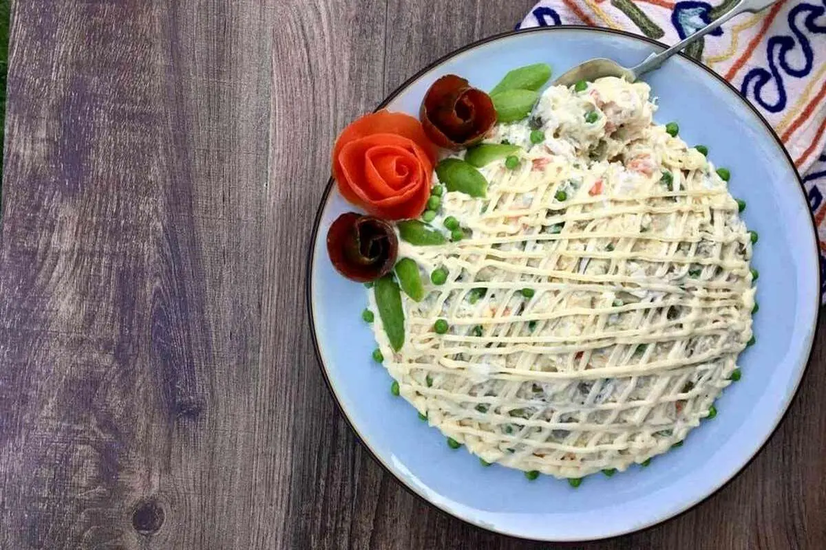 فوت و فن‌های درست کردن سالاد الویه مجلسی+ آموزش سالاد الویه قالبی