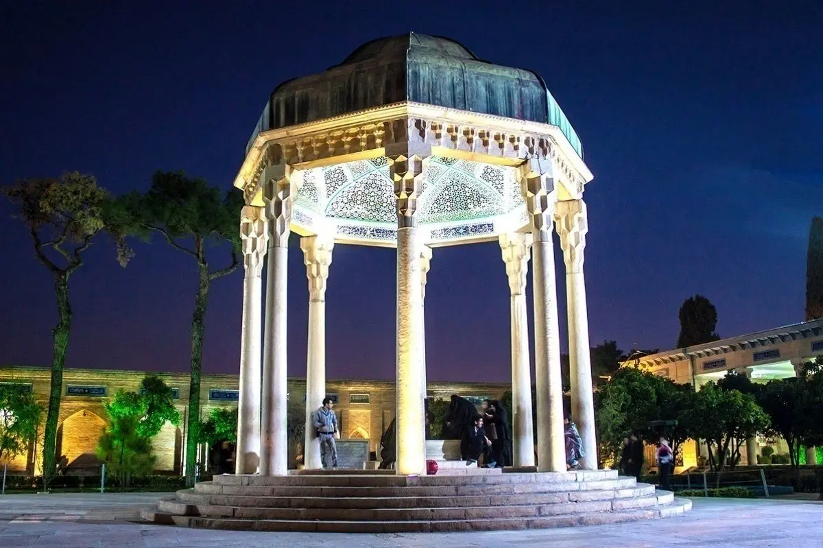 تفال به حافظ امروز یکشنبه ۱۵ آبان ماه ۱۴۰۱