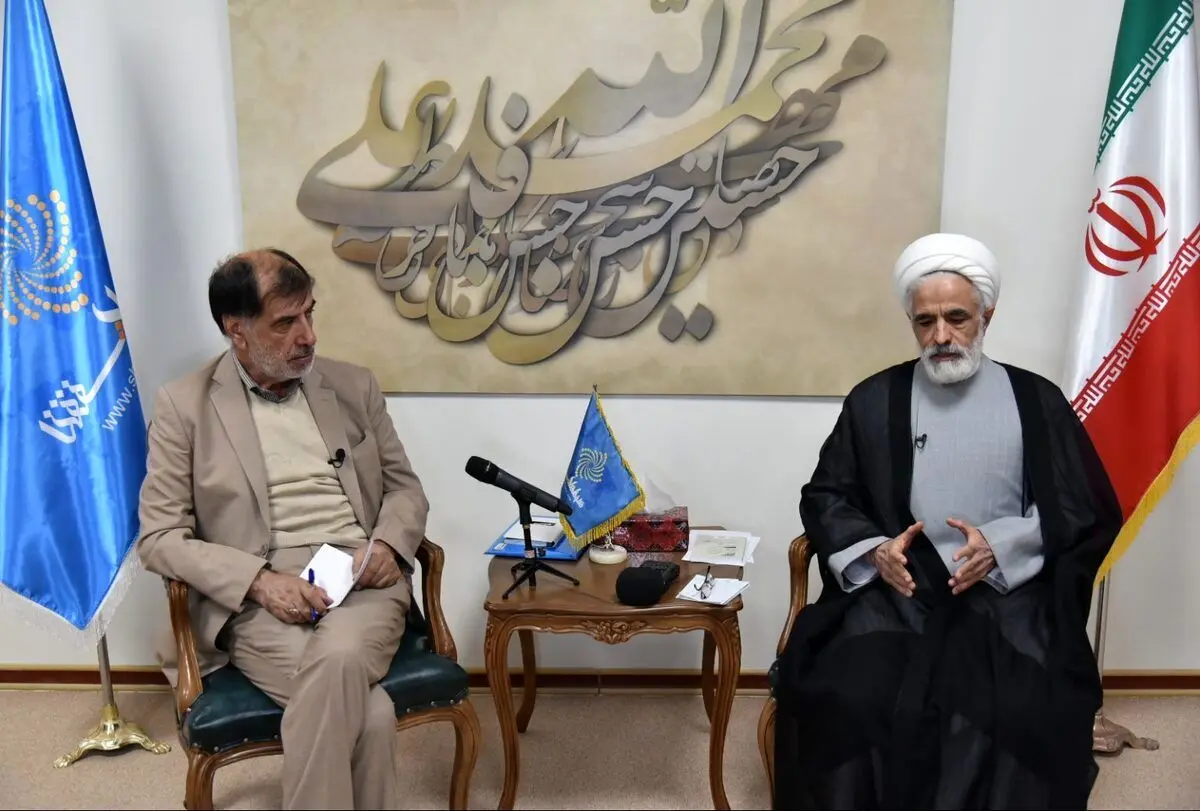 باهنر: هر ۱۰ سال یکبار می‌توان در قانون اساسی تجدیدنظر کرد