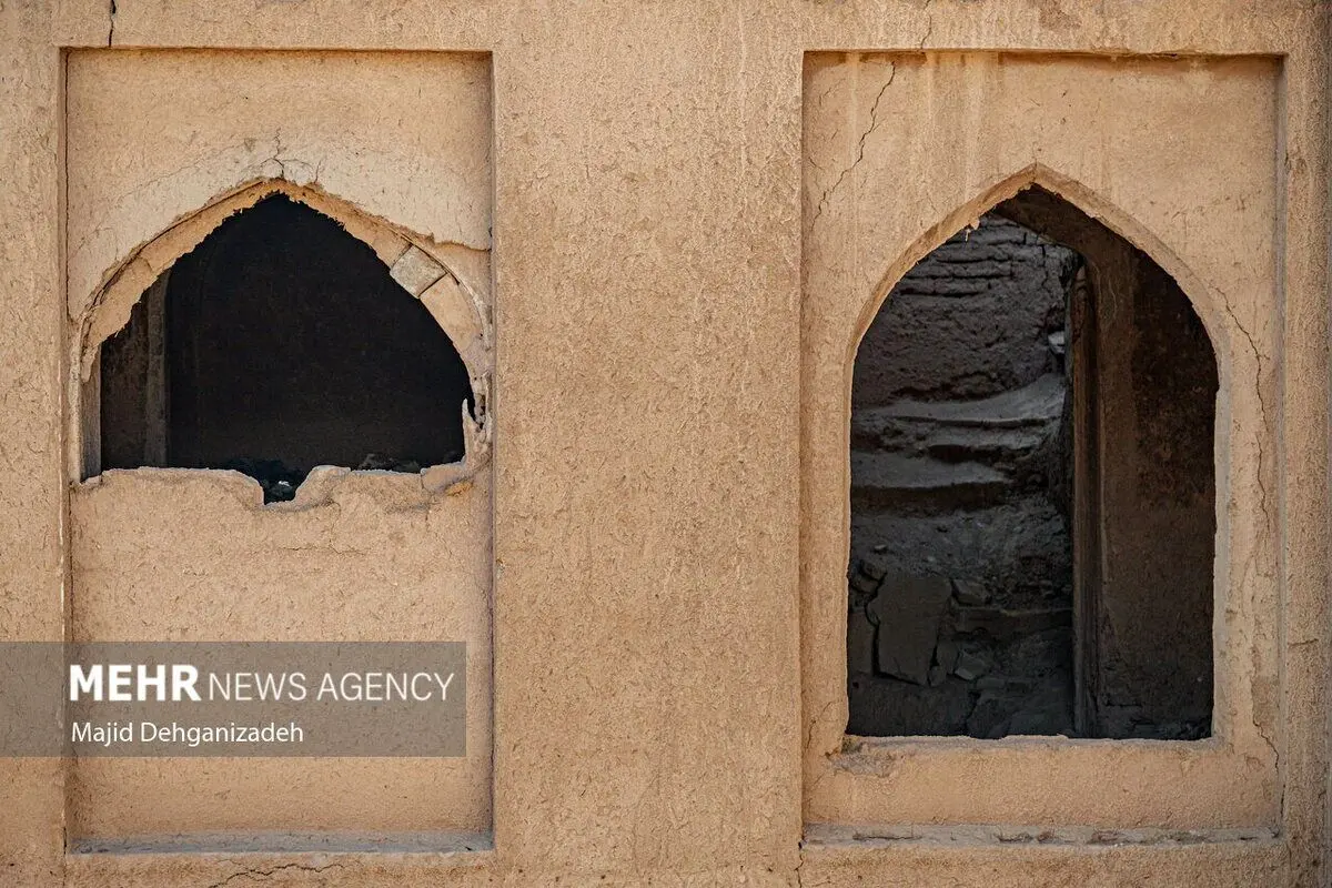 (تصاویر) تخریب خانه تاریخی «عرب مازار»