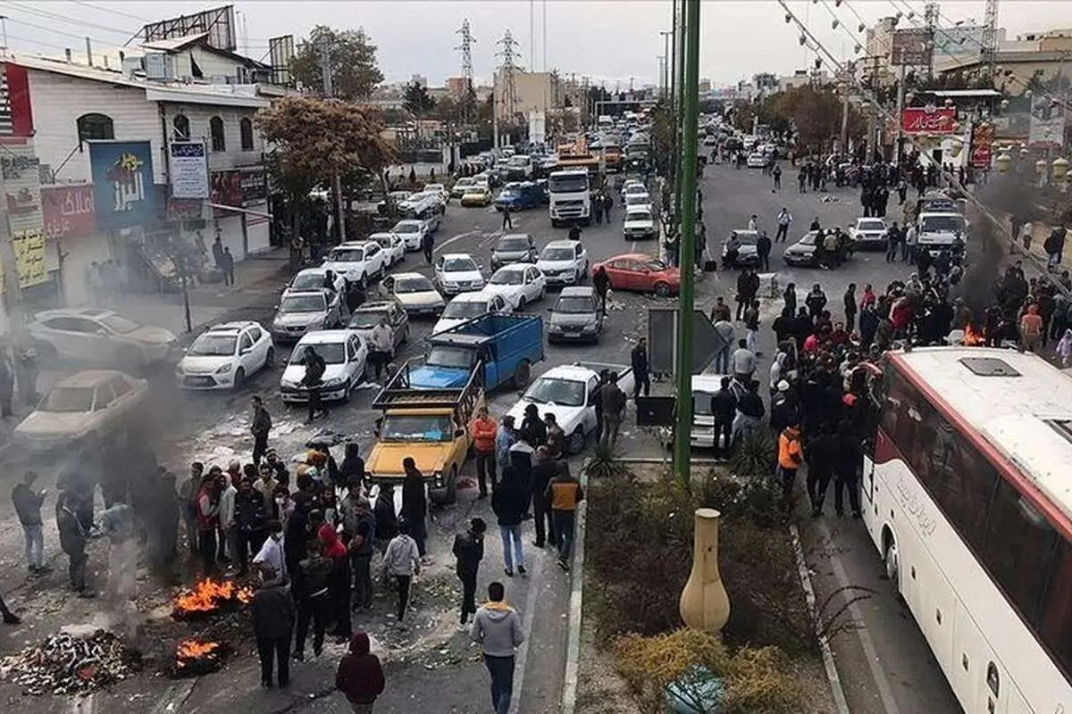 مصوبه دولت روحانی درباره تعیین مکان برای «تجمع» چگونه لغو شد؟