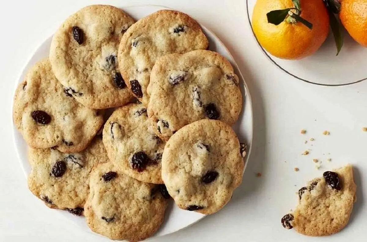 طرز تهیه شیرینی کشمشی با عطر پرتقال
