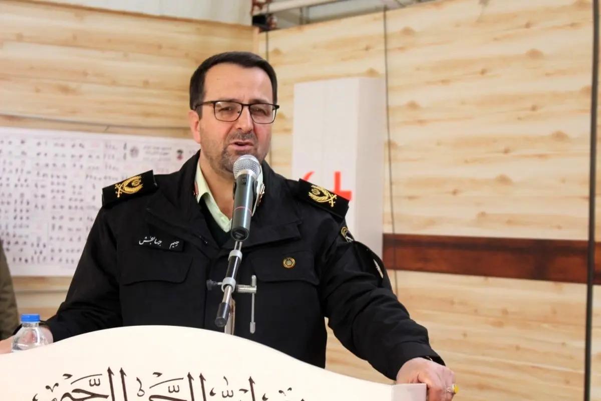 فرمانده انتظامی آذربایجان‌غربی: پوشیدن شلوار جین در ۹۰ درصد دانشگاه‌های امریکا ممنوع است