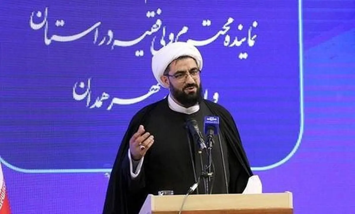 امام جمعه همدان: برخی مدیران نمی‌داند نمازخانه اداره کجاست