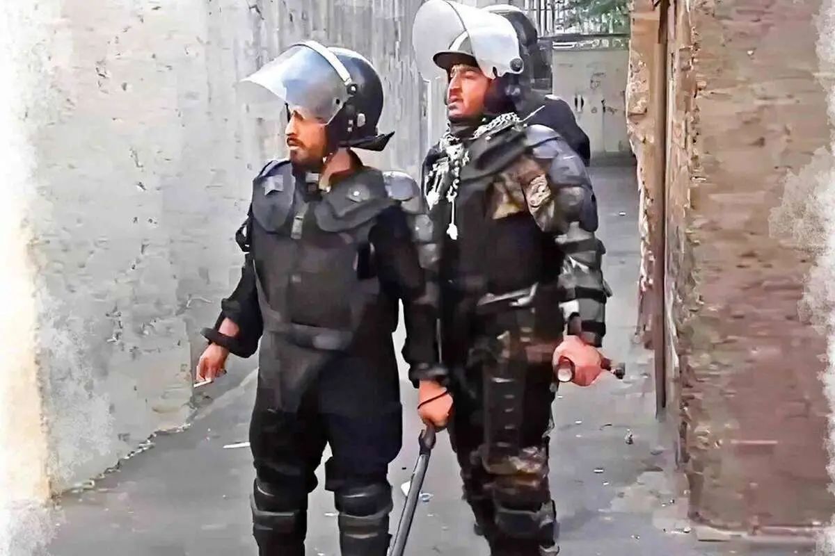 اعتماد: پلیسنماهایی که مردم را کتک زدند محاکمه میشوند؟