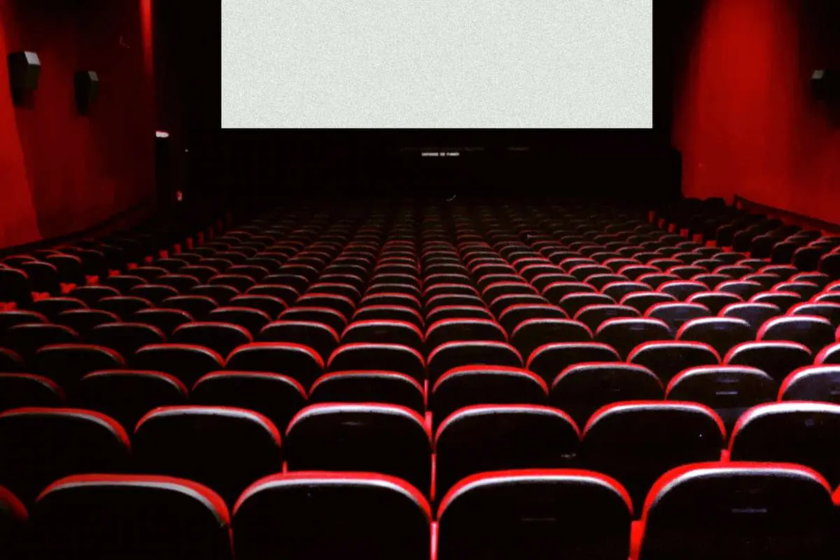 چرا سینما نمی‌رویم؟