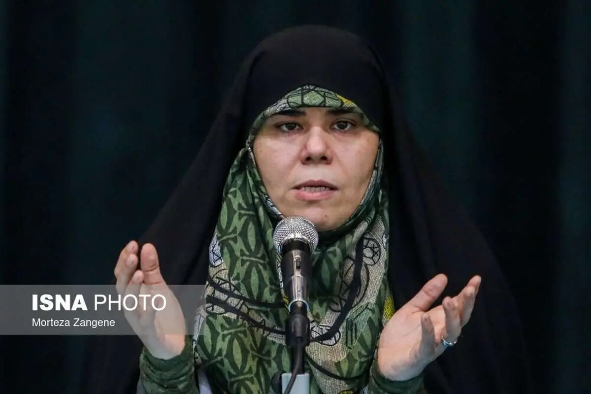 (تصاویر) تریبون آزاد «زن، زندگی، آزادی» در دانشگاه امیرکبیر