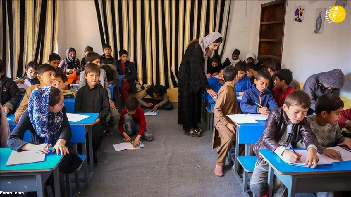 (تصاویر) اقدام جالب دو خواهر افغان ضد طالبان