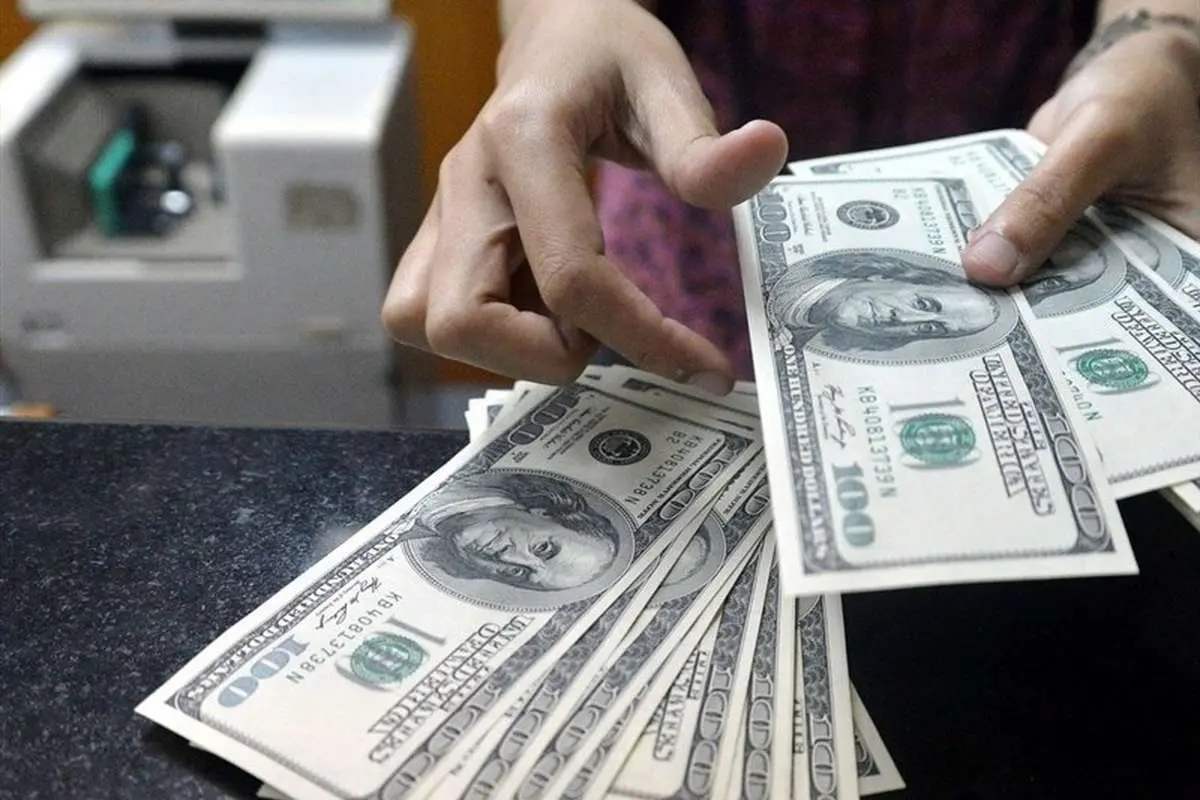 نرخ ارز، دلار، سکه، طلا و یورو ۱۷ آبان ۱۴۰۱