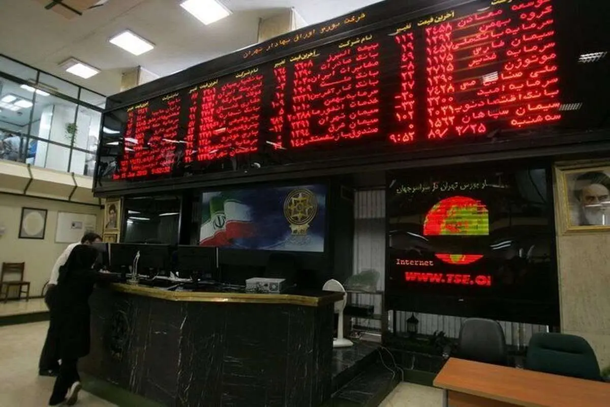 بازار سهام سهشنبه ۱۷ آبان۱۴۰۱؛ بورس دوباره کانال یک میلیون و ۴۰۰ هزار واحد را فتح کرد