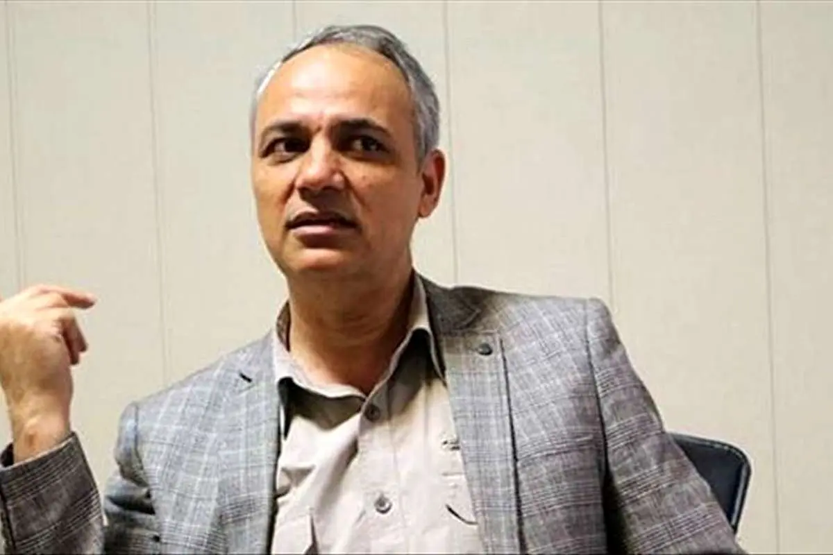 احمد زیدآبادی: چرا روشنفکران درباره «عمامه پرانی» هشدار نمیدهند؟