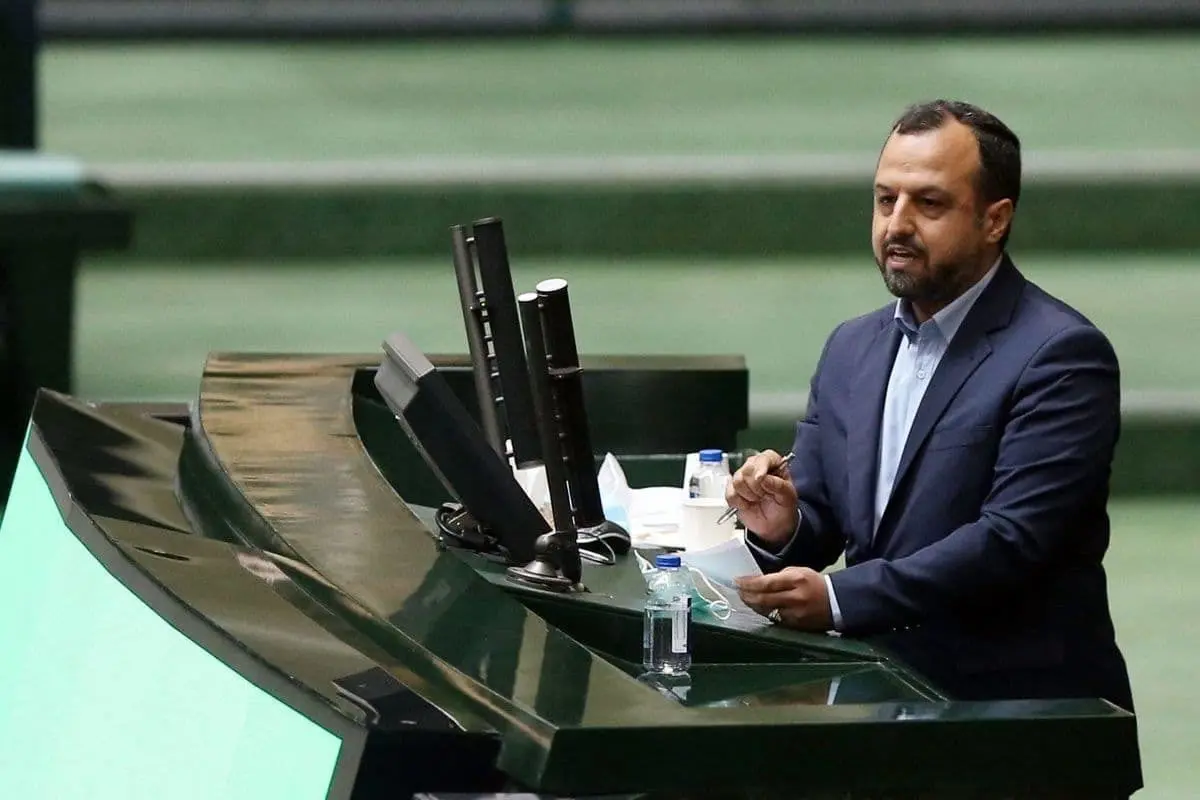 انتقاد وزیر اقتصاد از مجلس: حرف‌های قالیباف تعجب‌برانگیز بود