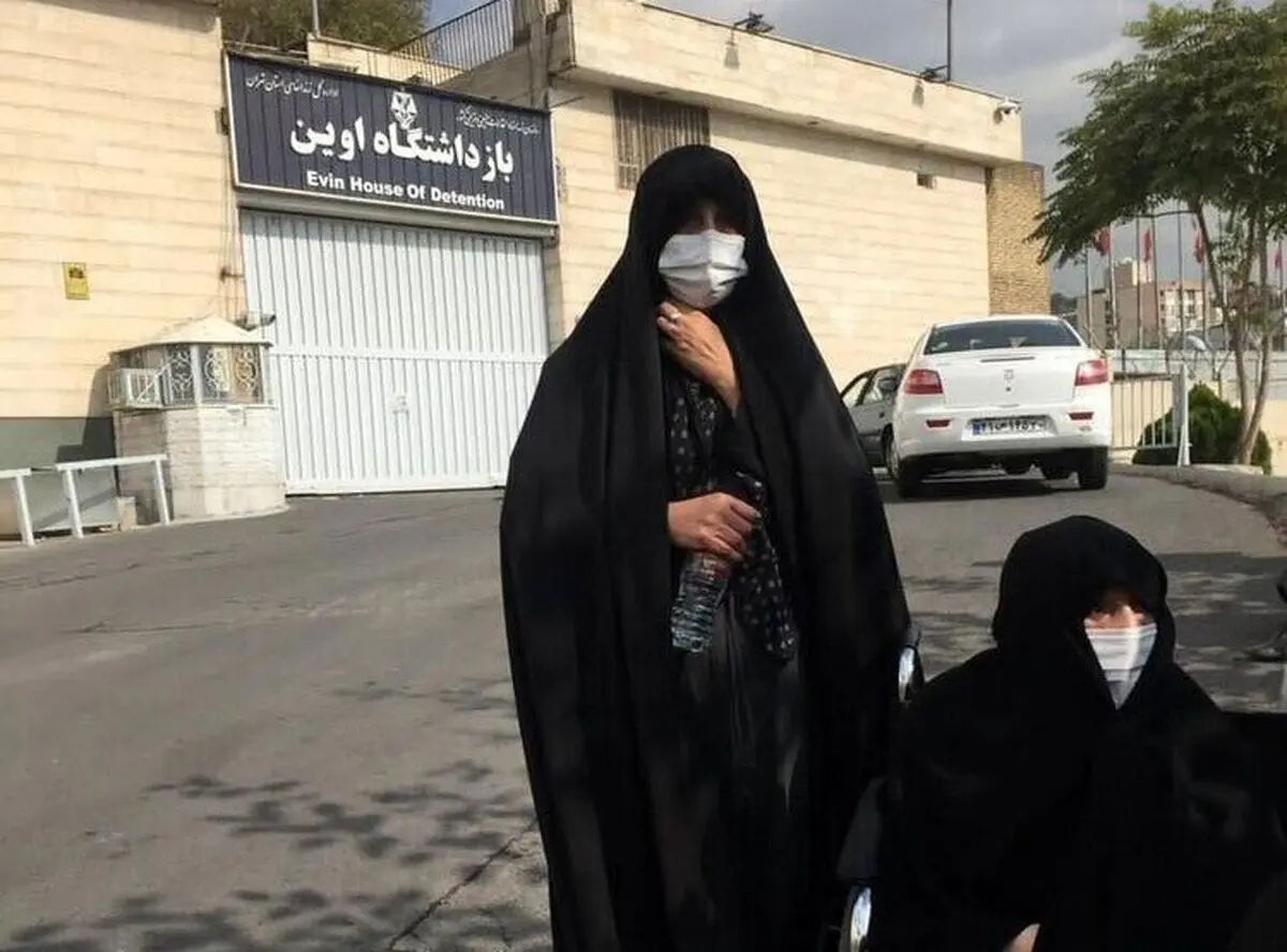 روایت فاطمه هاشمی از اولین ملاقات با «فائزه» در اوین: مامان گفت آیا واقعا، جای فائزه زندان است؟
