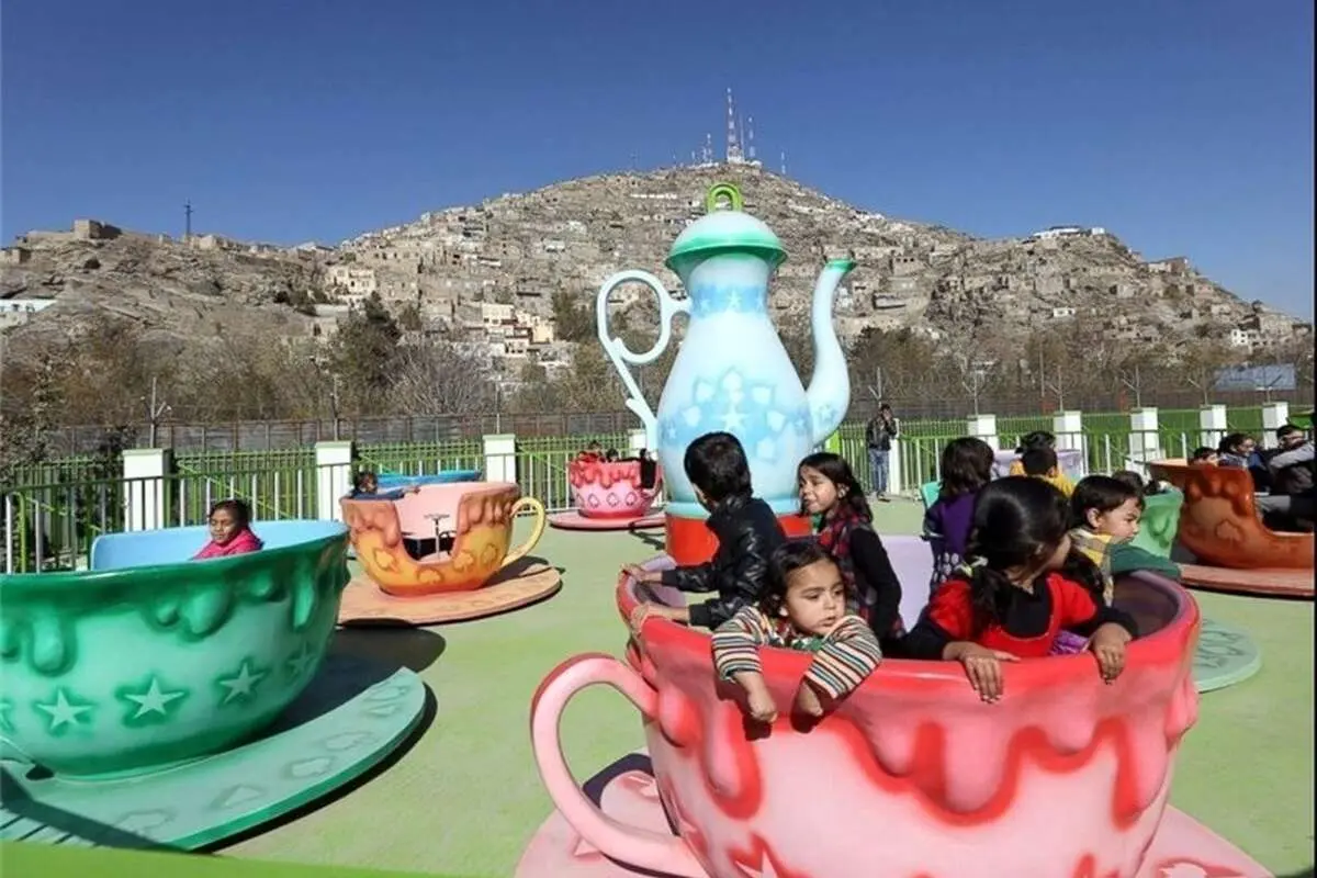 طالبان: زنان اجازه رفتن به پارکهای تفریحی را ندارند