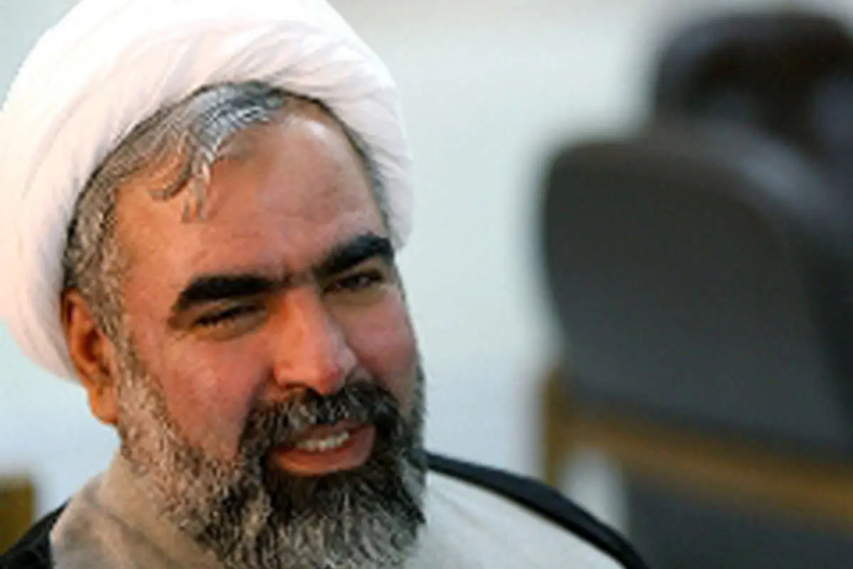 هاشمی، موسوی و خاتمی کوچک تر از آنند که با آنها مبارزه کنیم