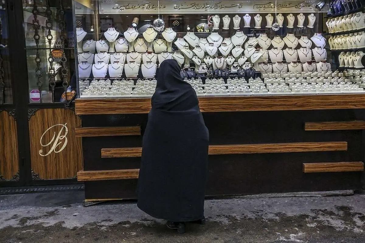 عقبنشینی طلا و سکه در آخرین روز معاملاتی هفته
