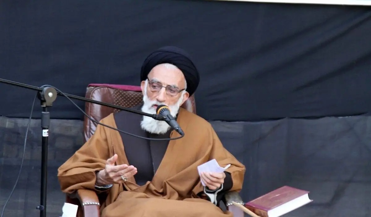 خطیب جمعه همدان: ما عمامه به سر‌ها هیچ‌کاره هستیم، به امداد‌های غیبی خداوند امید داریم