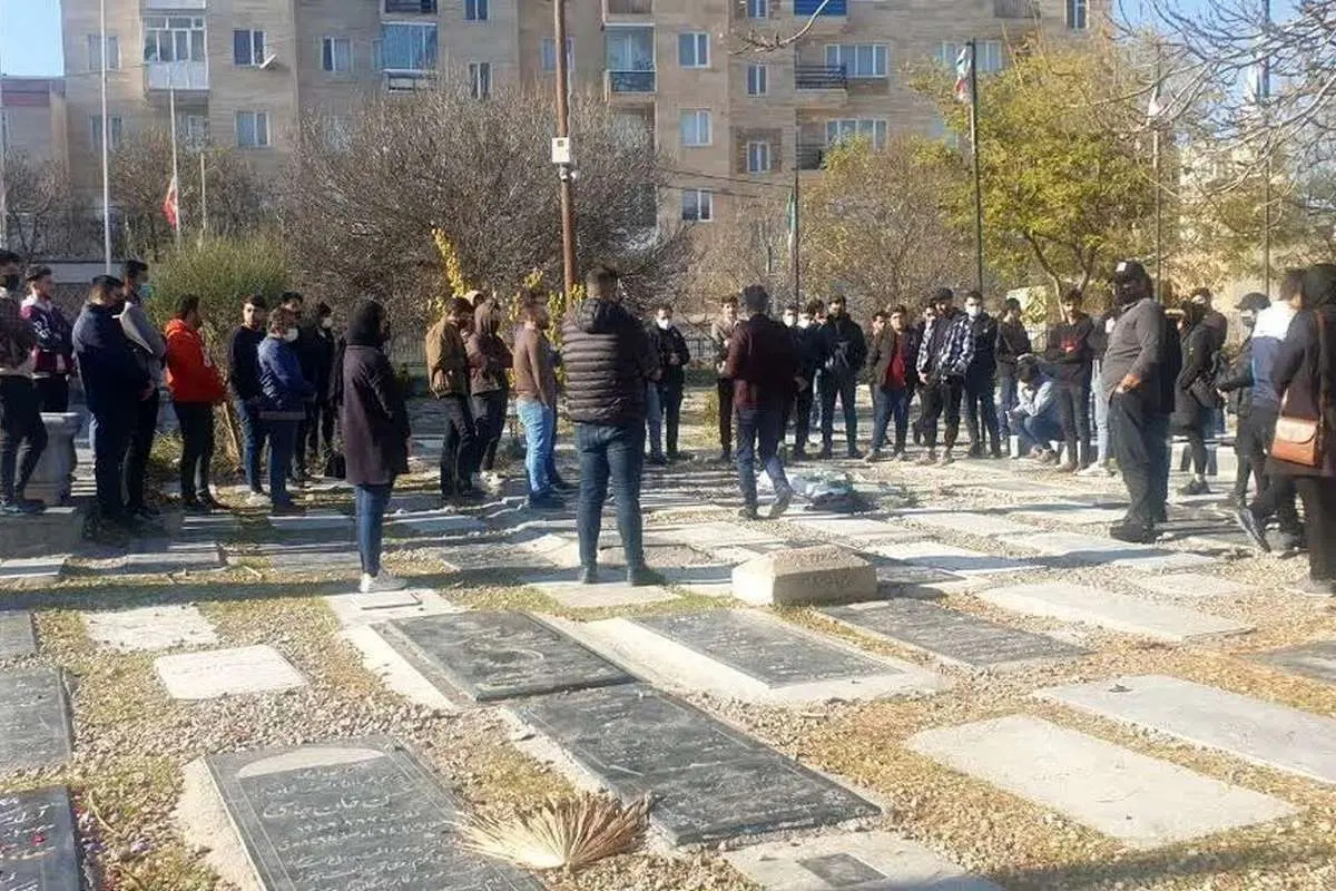 تنش و ناآرامی در مراسم چهلم اسرا پناهی در اردبیل