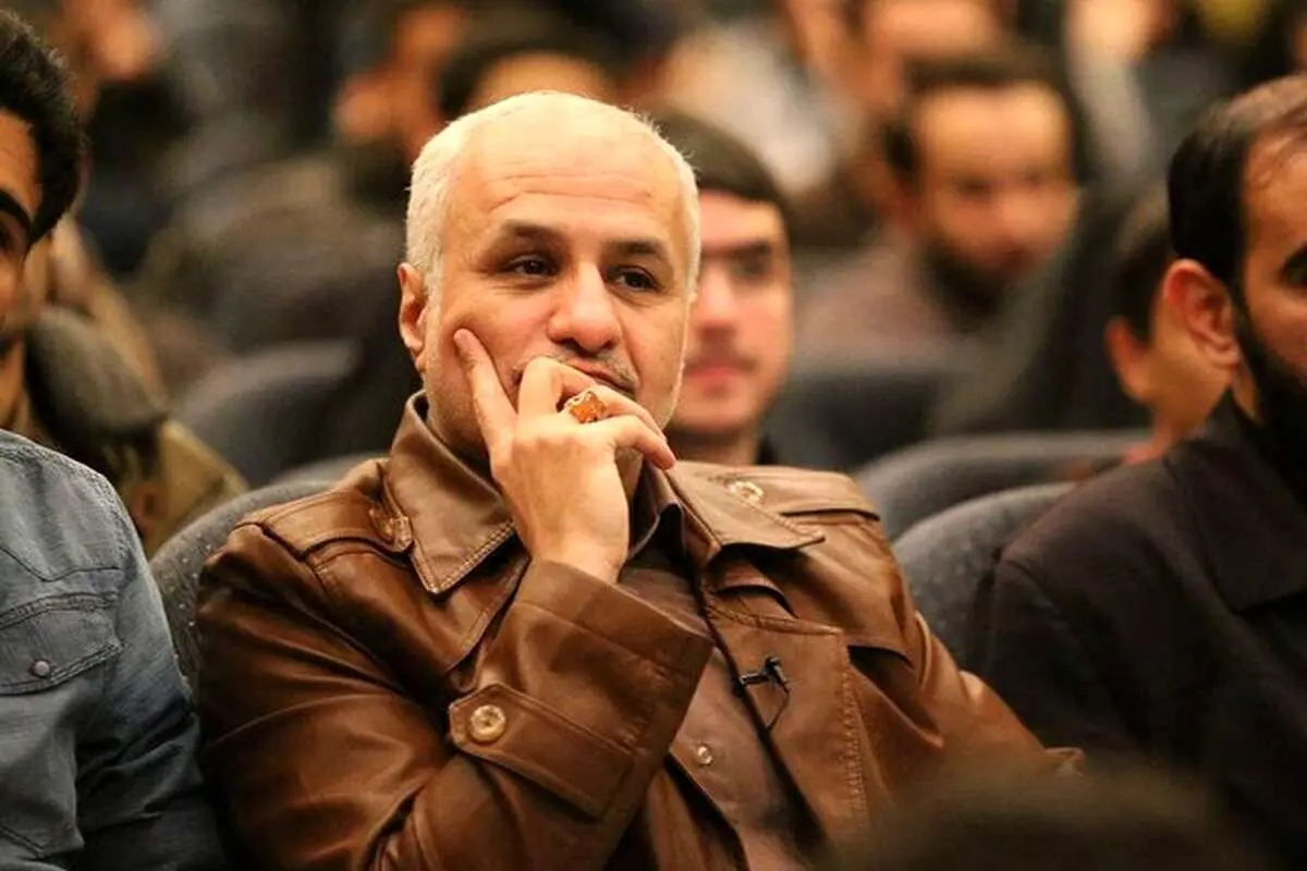 دشمن را ول کنید؛ حسن عباسی را بچسبید!