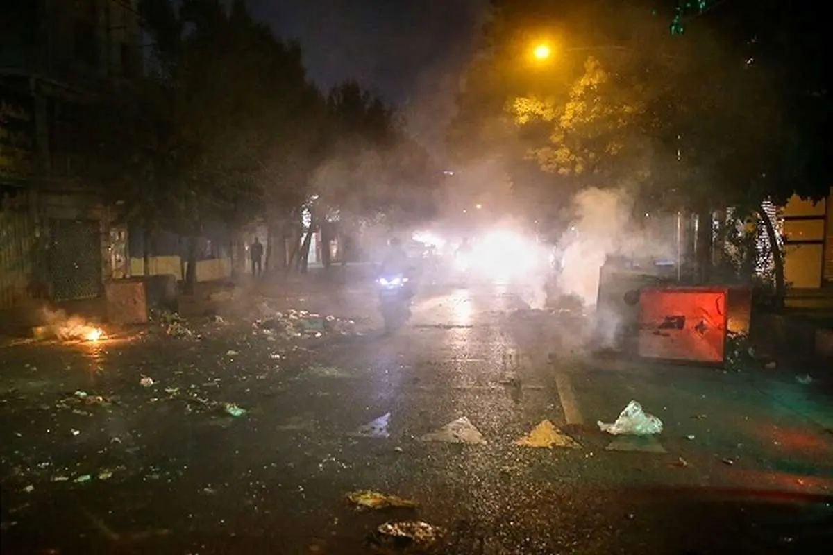 فرماندار آبدانان: اغتشاشاگران در مورموری ادارات دولتی را به آتش کشیدند