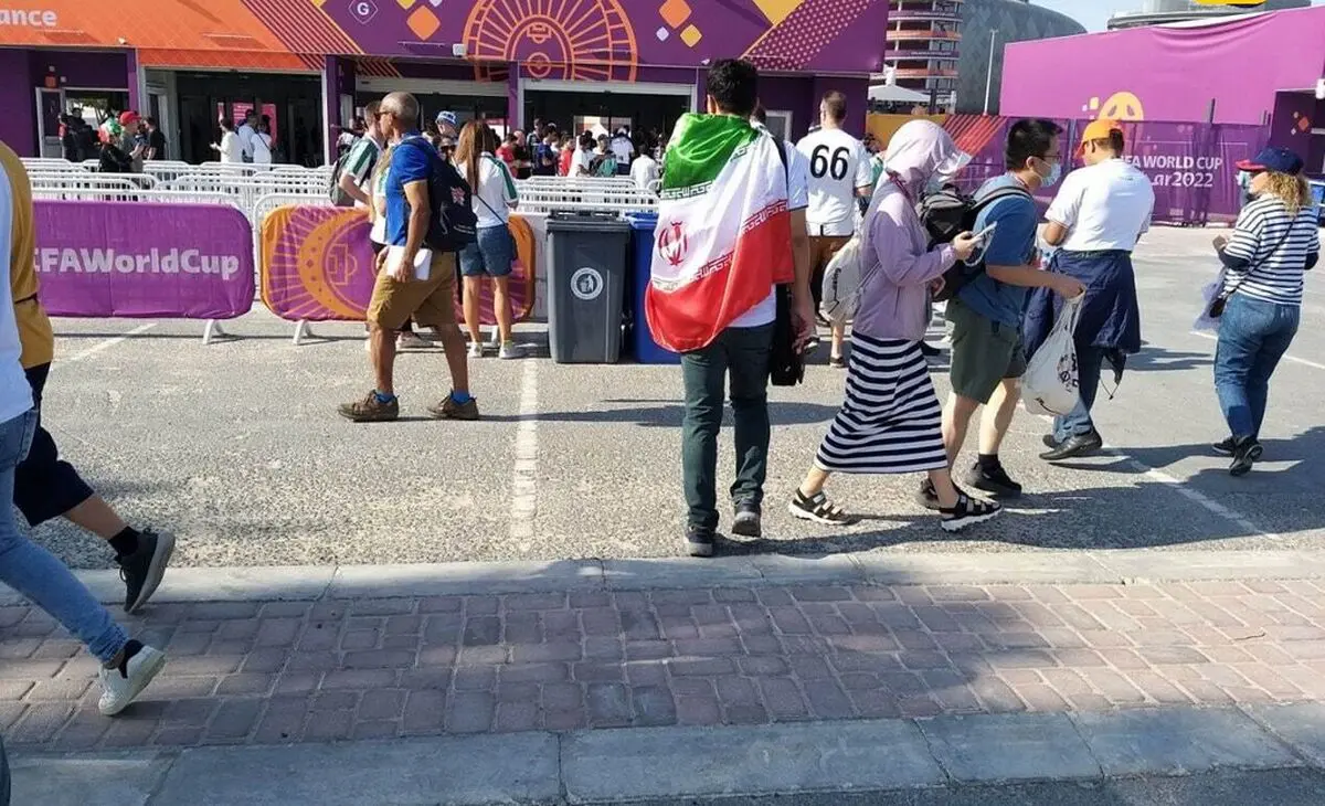(ویدئو) حال و هوای اطراف ورزشگاه «الخلیفه» قبل از آغاز بازی ایران - انگلستان