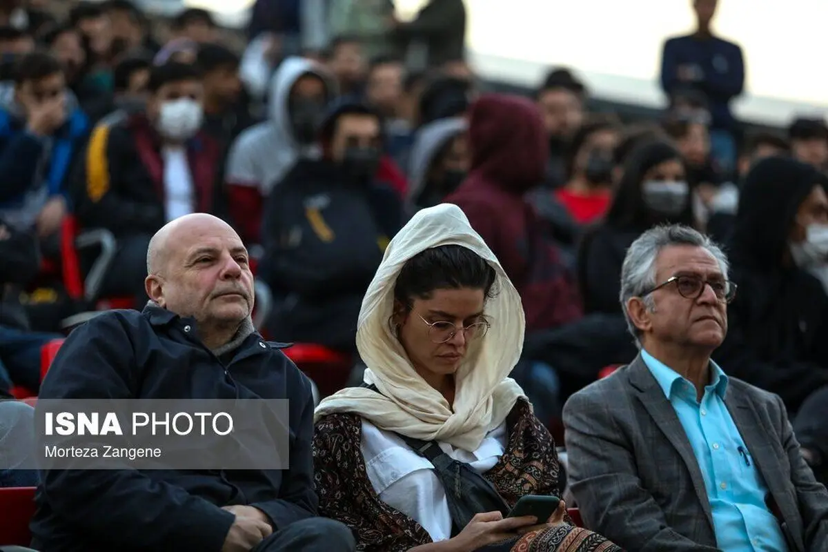 (تصاویر) تماشای اولین بازی ایران در جام جهانی قطر