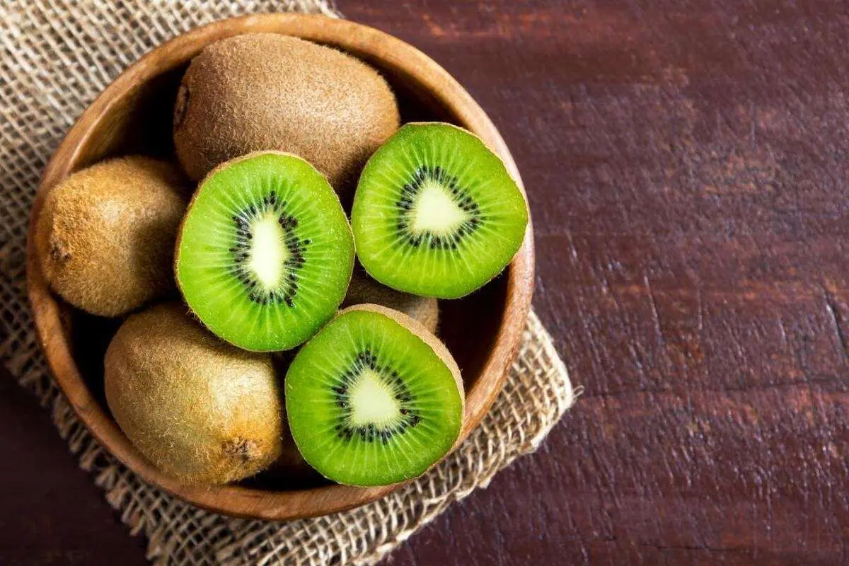 فواید بینظیر این میوه برای جلوگیری از فشار خون و بیخوابی