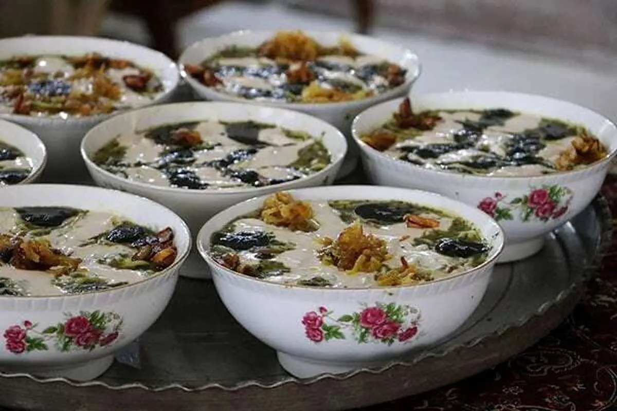 فوت و فنهای پخت آش رشته + آموزش پیاز داغ مجلسی