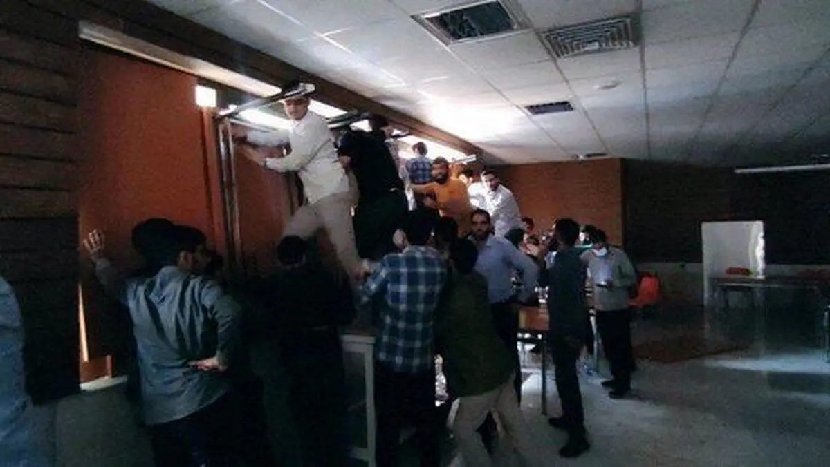 انتقاد کرباسچی از تبدیل تفکیک در سلف دانشگاه به چالش