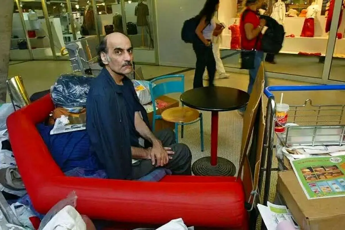 مرد ایرانی که ۱۸ سال در فرودگاه پاریس زندگی کرد در «ترمینال» درگذشت