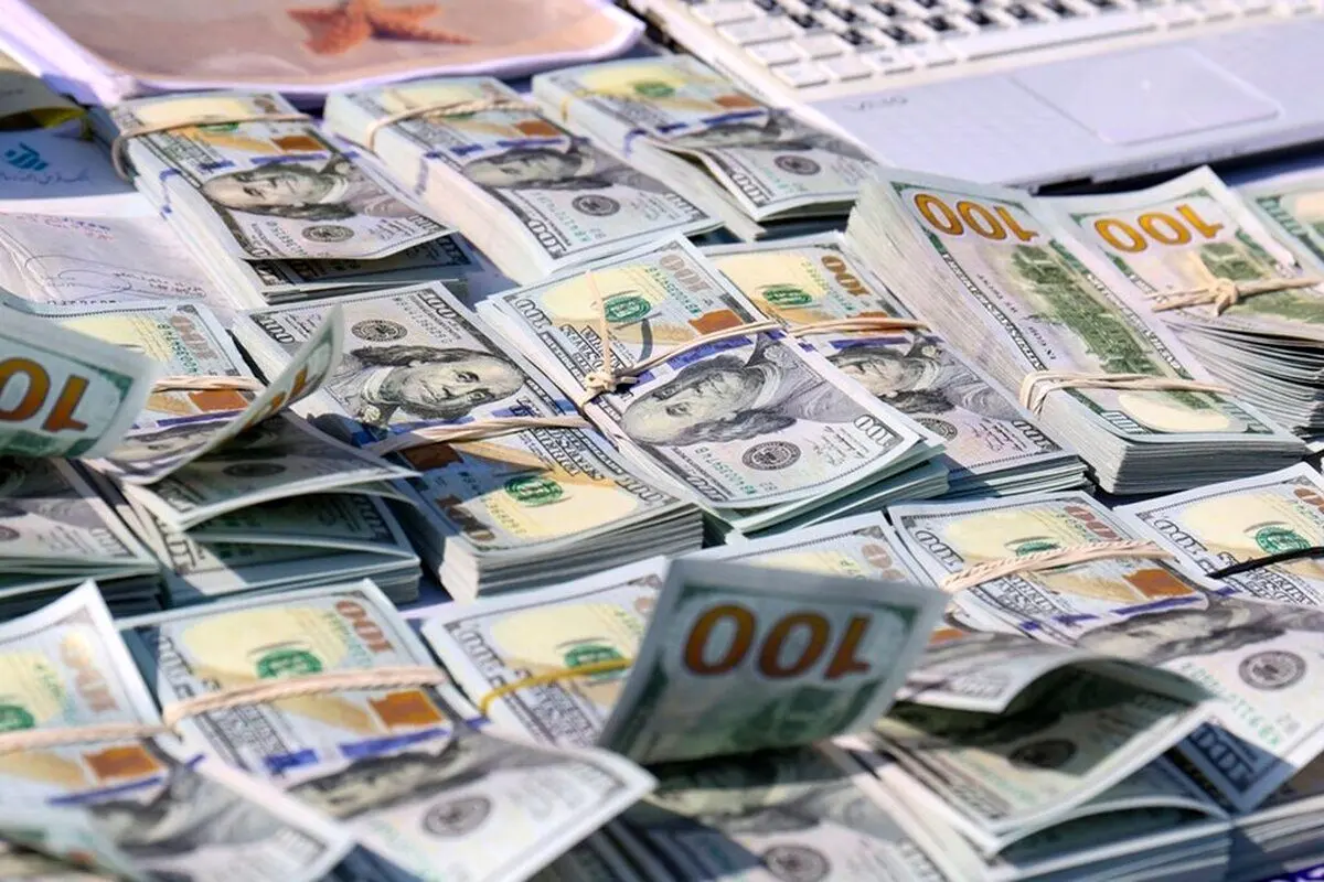تعیین کف قیمت در بازار دلار