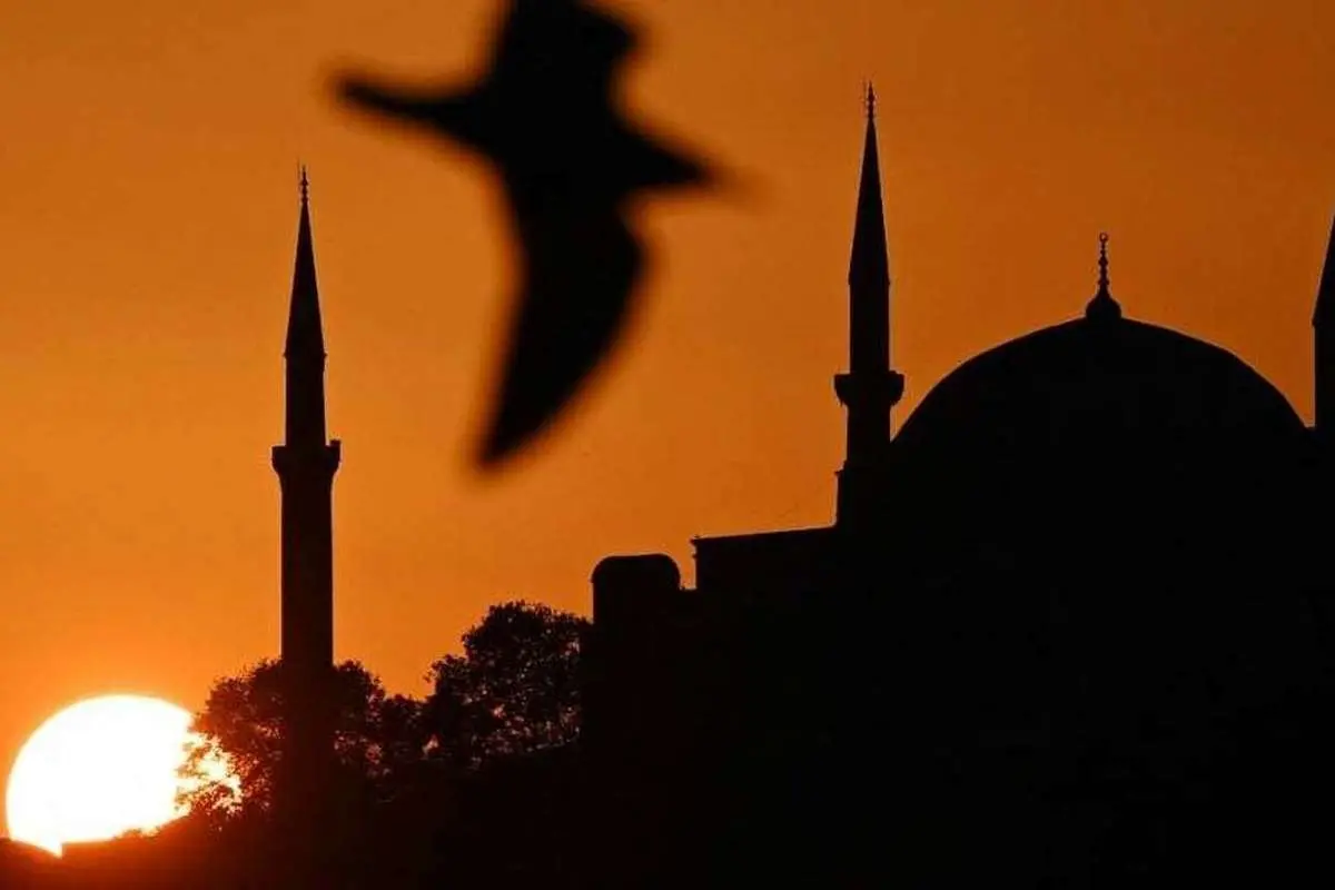 اسلام در برابر غرب؛ دوگانه ایجاد شده‌ای که باطل است