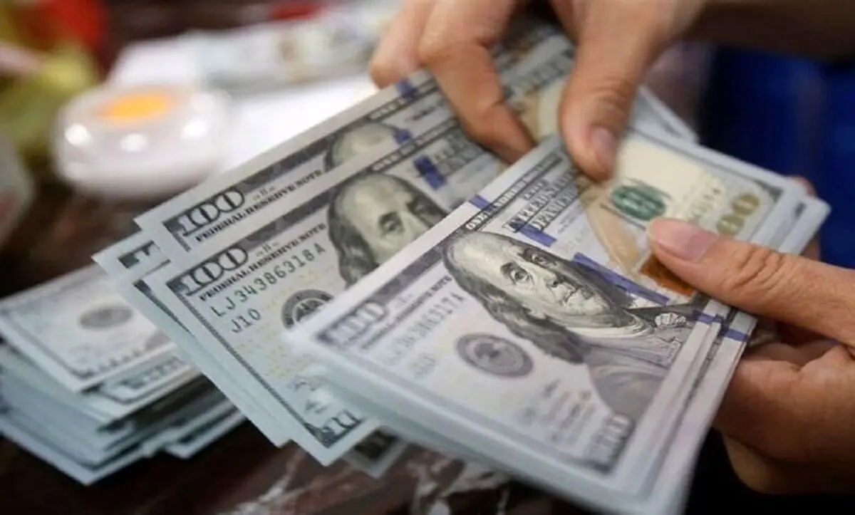 فروش اوراق دلار در شعب بانک ملی از شنبه