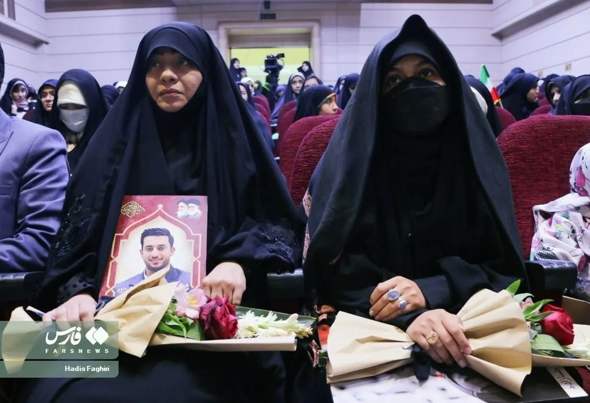 (تصاویر) همایش دختران حاج قاسم در مشهد