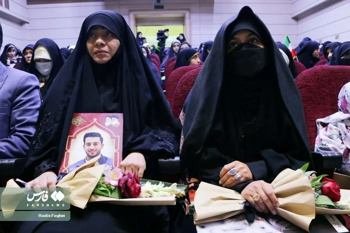 (تصاویر) همایش دختران حاج قاسم در مشهد