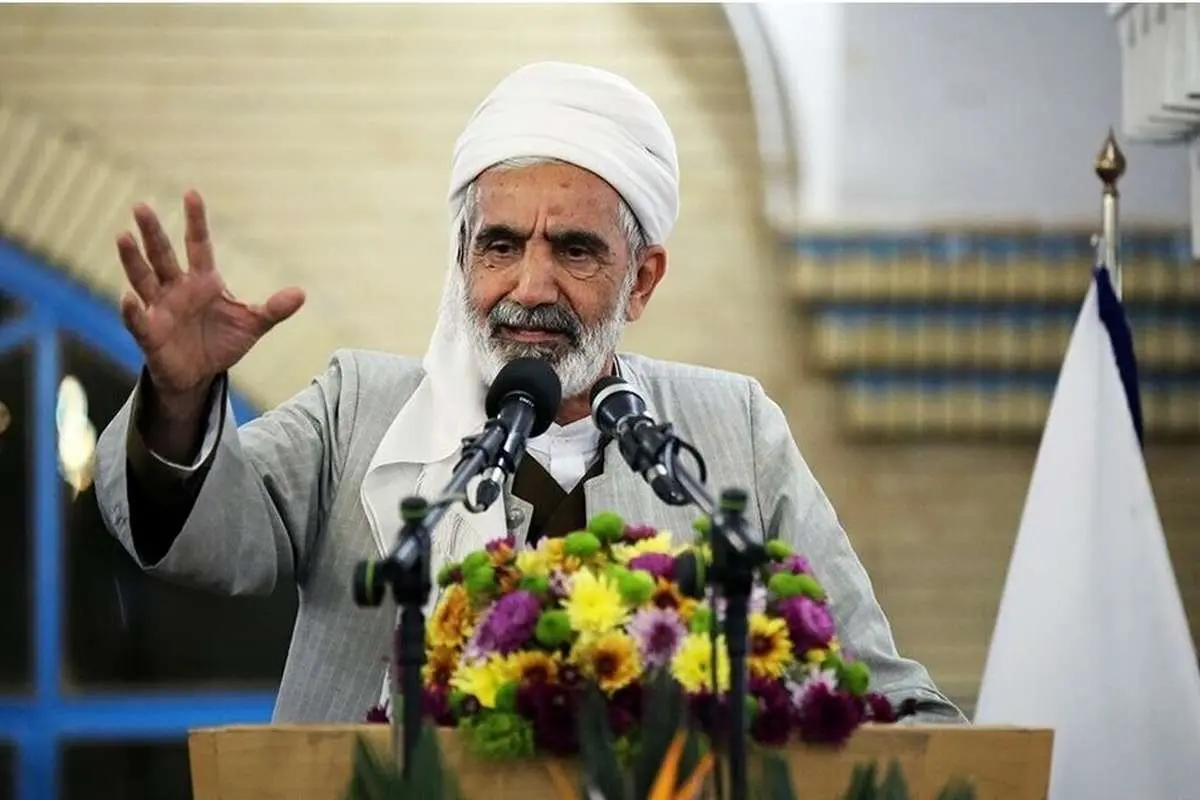 امام جمعه سنندج: جوانان و نیروهای امنیتی از بکارگیری اسلحه و خشونت ضد یکدیگر حذر کنند