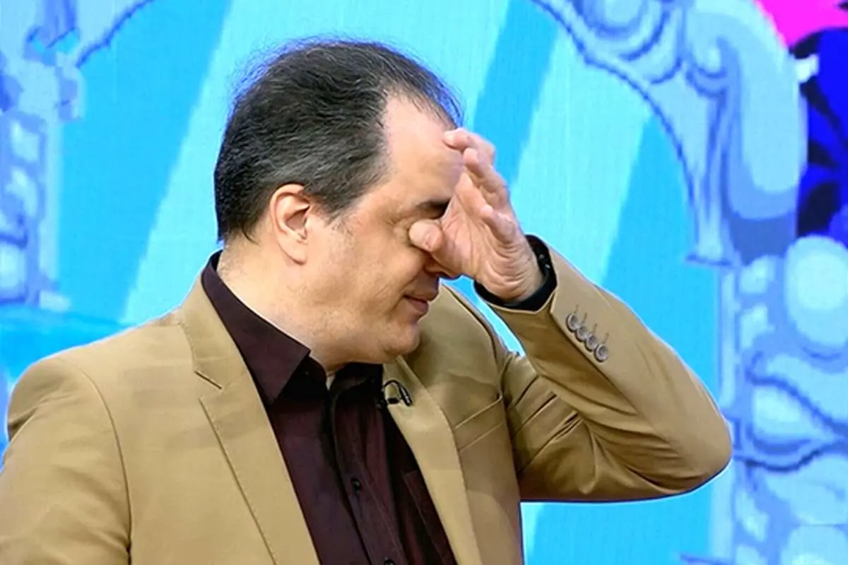 (ویدئو) اشک‌های پیمان یوسفی پس از پایان دیدار ایران - ولز