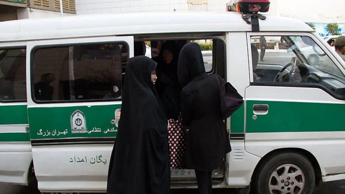 بیژن عبدالکریمی: وزیر کشور گفت در تهران فقط ۵ خودروی گشت ارشاد وجود دارد