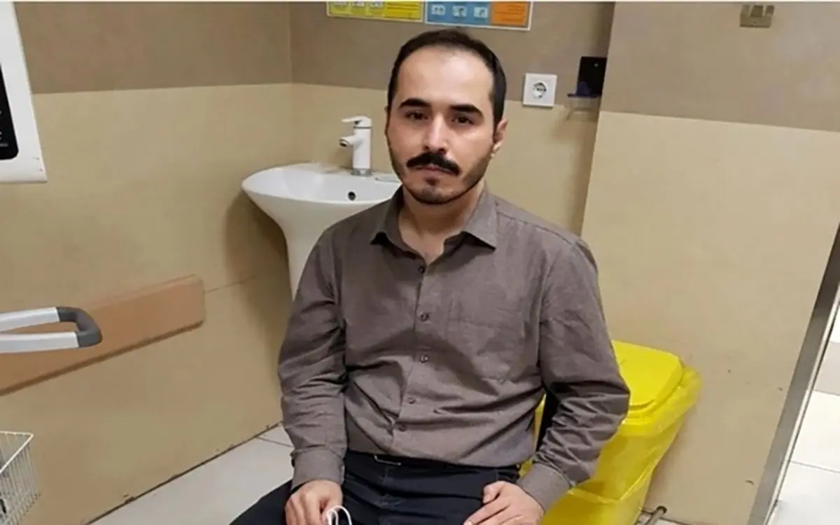 حسین رونقی آزاد شد