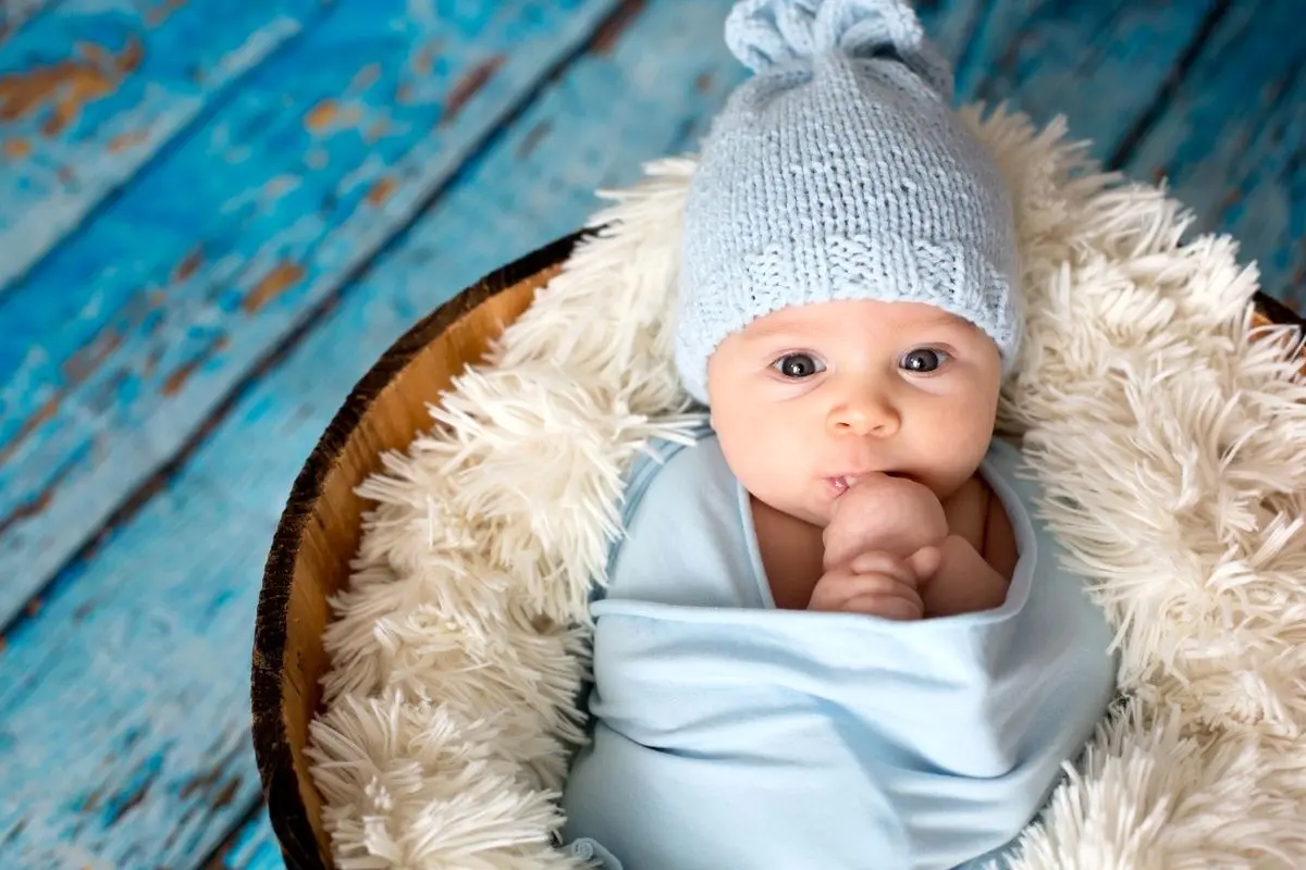 آیا نوزاد من به اندازه کافی غذا می خورد؟
