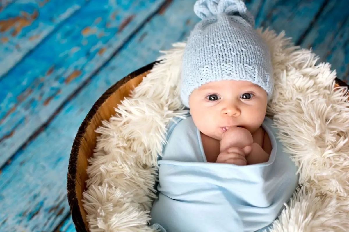 آیا نوزاد من به اندازه کافی غذا می خورد؟