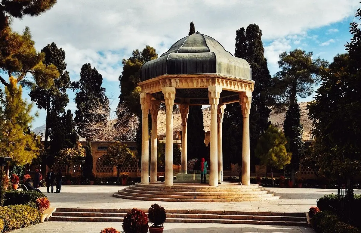 تفال به حافظ امروز چهارشنبه ۹ آذر ماه ۱۴۰۱
