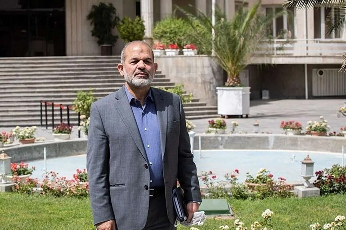 وزیر کشور: کسانی که در ناآرامیها خسارت دیدند، شکایت کنند